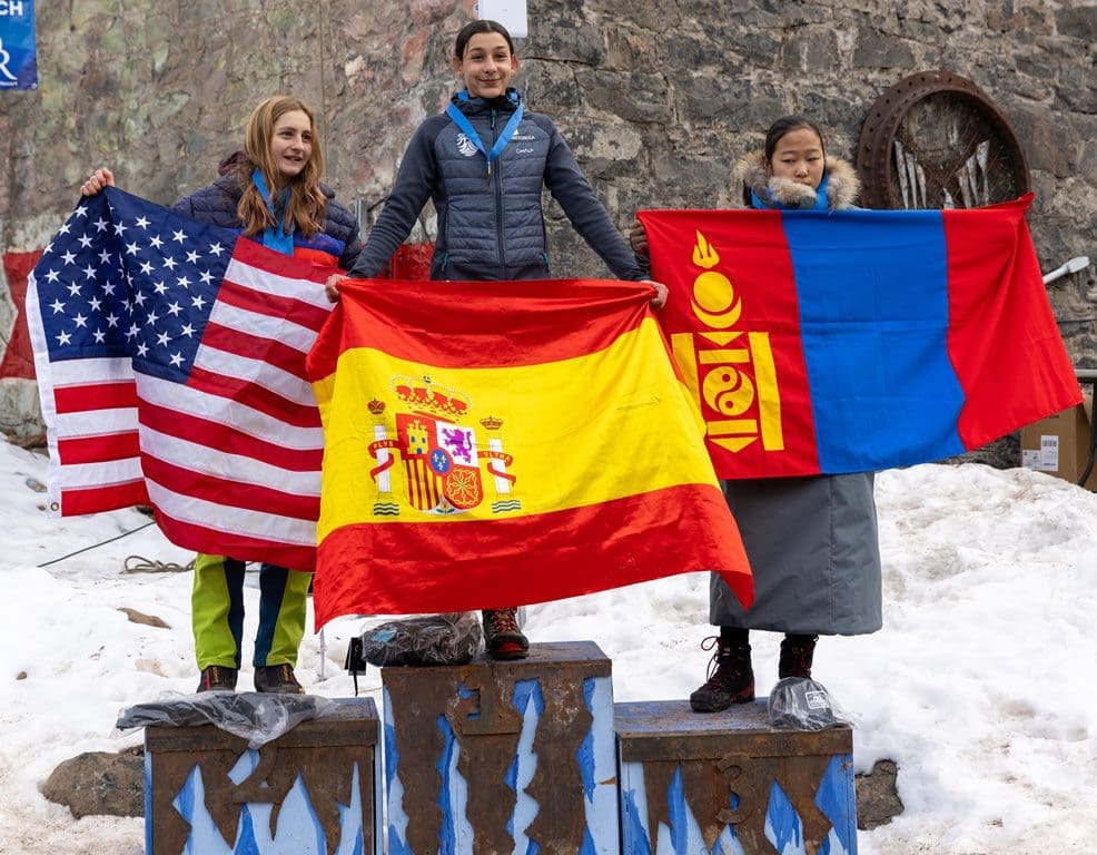 int-campeona mundial Celia Calvin-Lead-foto julie barton-uiaa