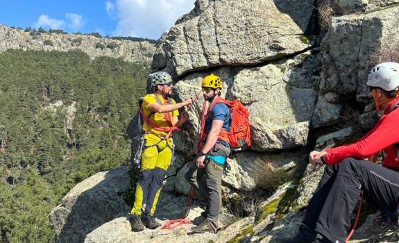 CURSOS DE MONTAÑA EN MADRID 2026